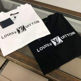 Picture of Louis Vuitton T Shirts Short _SKULVXS-Lsxitx536743